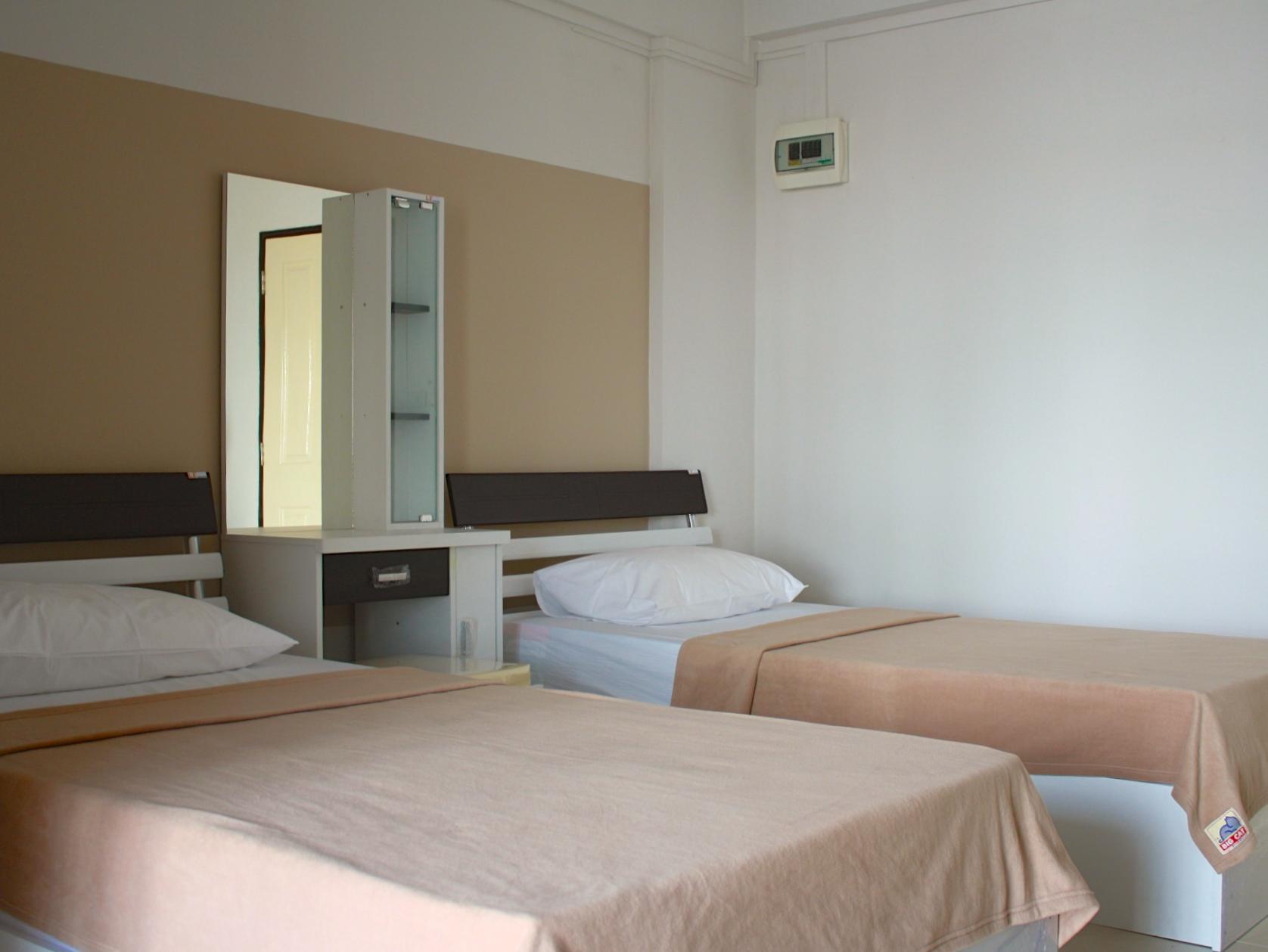Baanbudsarin Apartment Sing Buri Exterior foto
